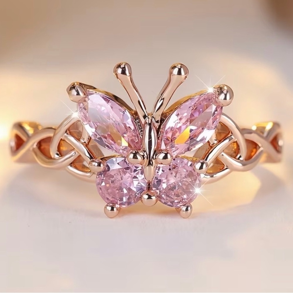Pink Crystal Butterfly Ring. - Picture 5 of 6